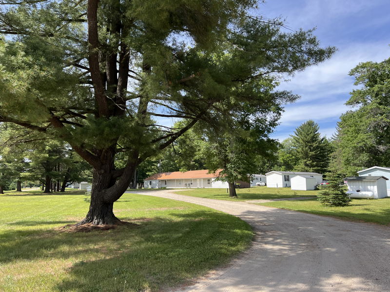 O and M Motel - June 15 2024 Photo (newer photo)